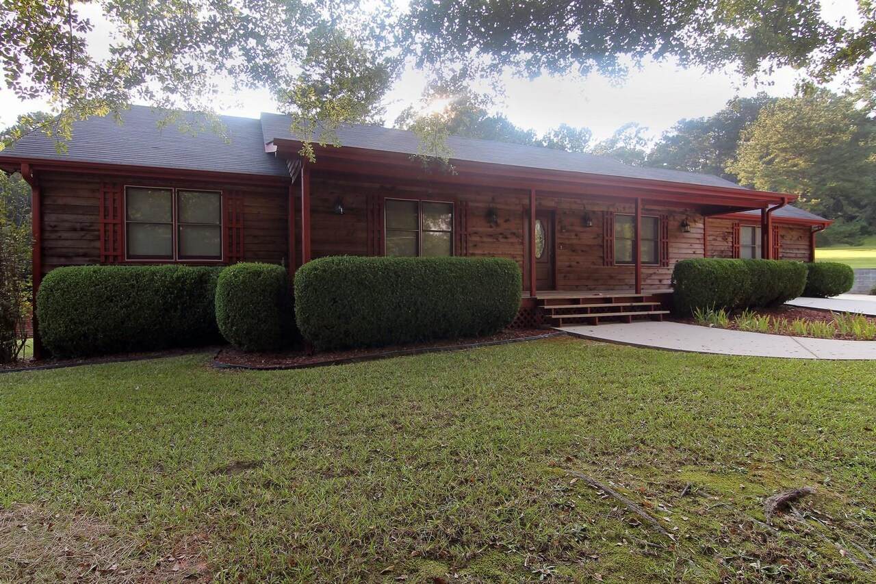 1132 Stewart Road - Photo 1