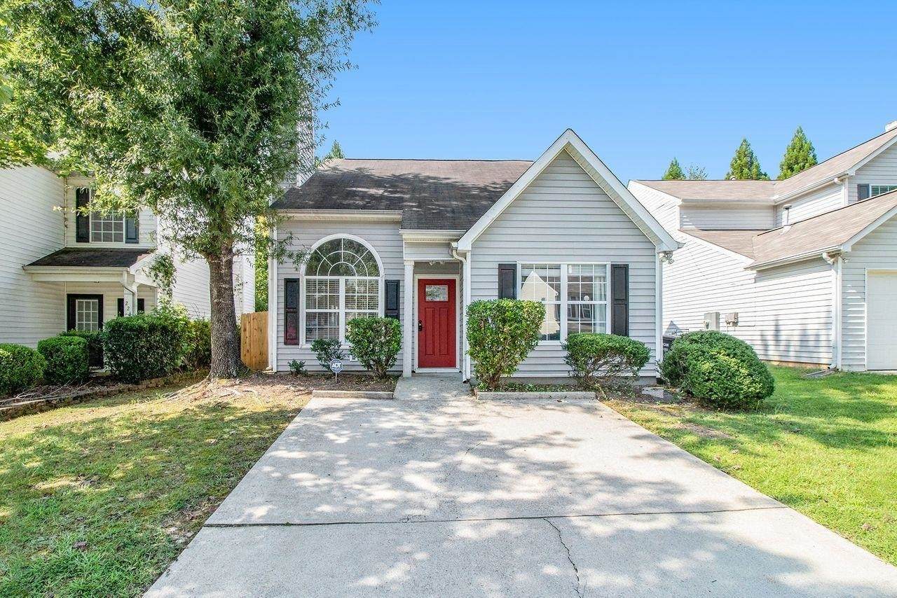 2253 Asquith Avenue - Photo 1