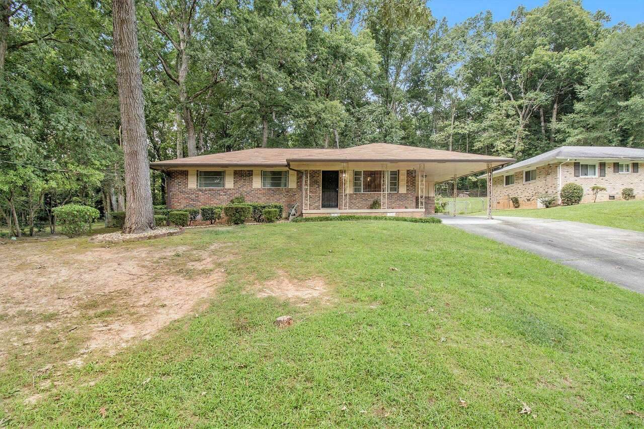 2345 Britley - Photo 1
