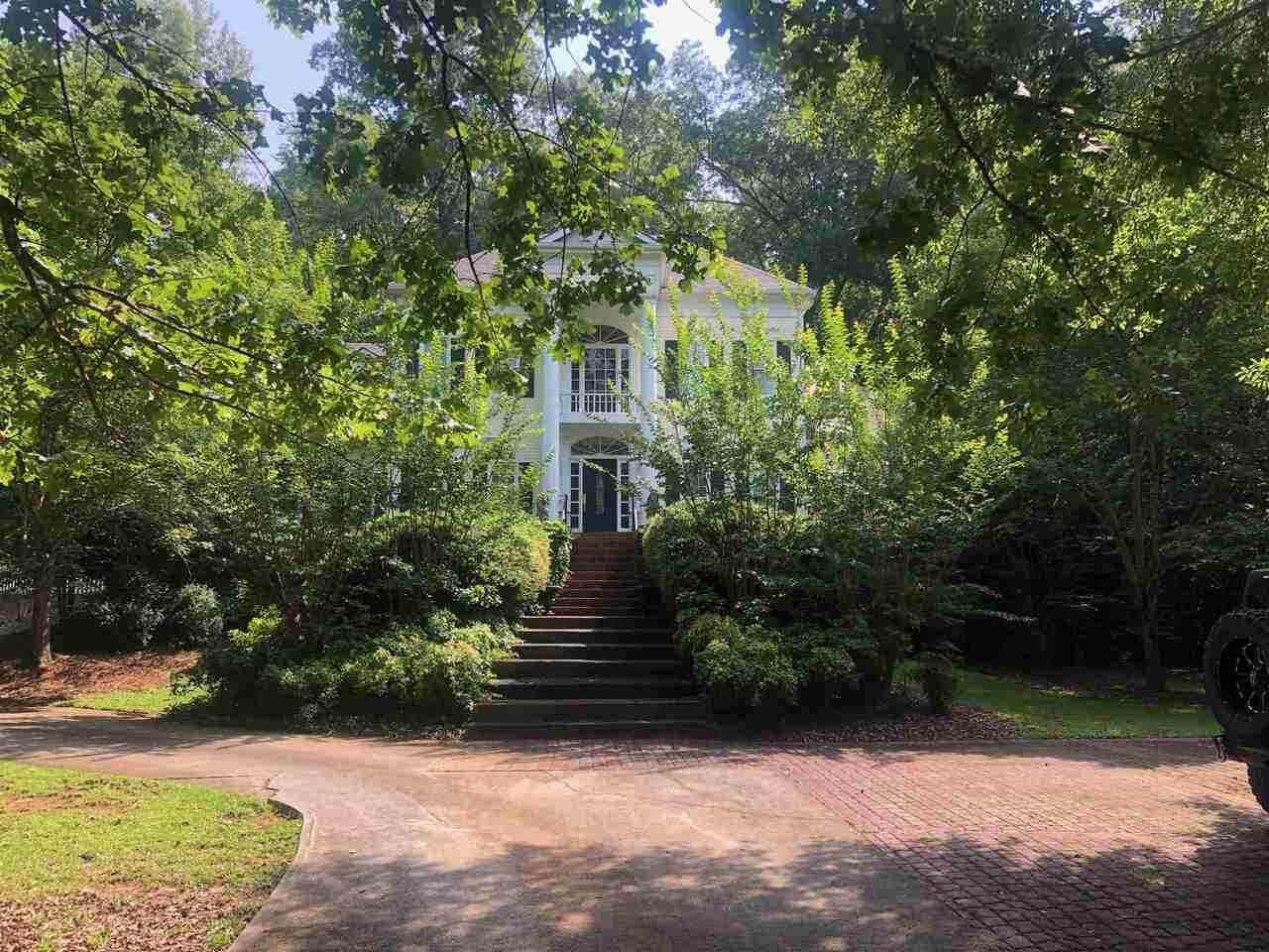 470 Postwood Drive - Photo 1