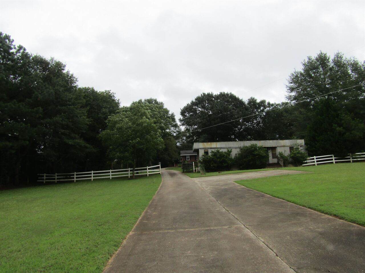 1837 Highway 212 - Photo 1