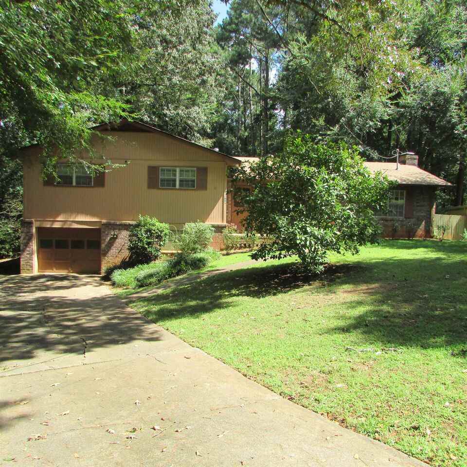 920 Kings Court - Photo 1
