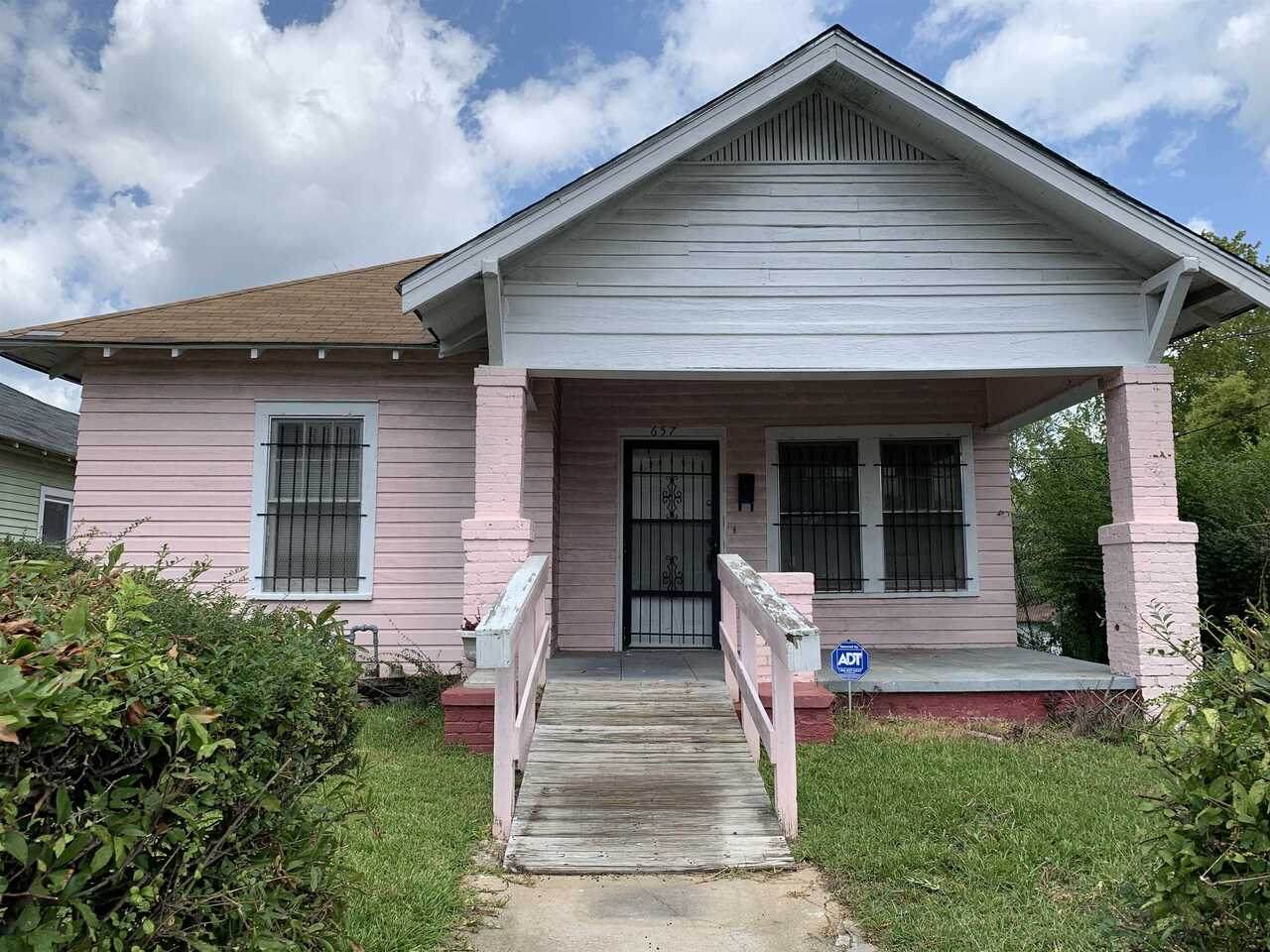 657 Edgewood Avenue - Photo 1