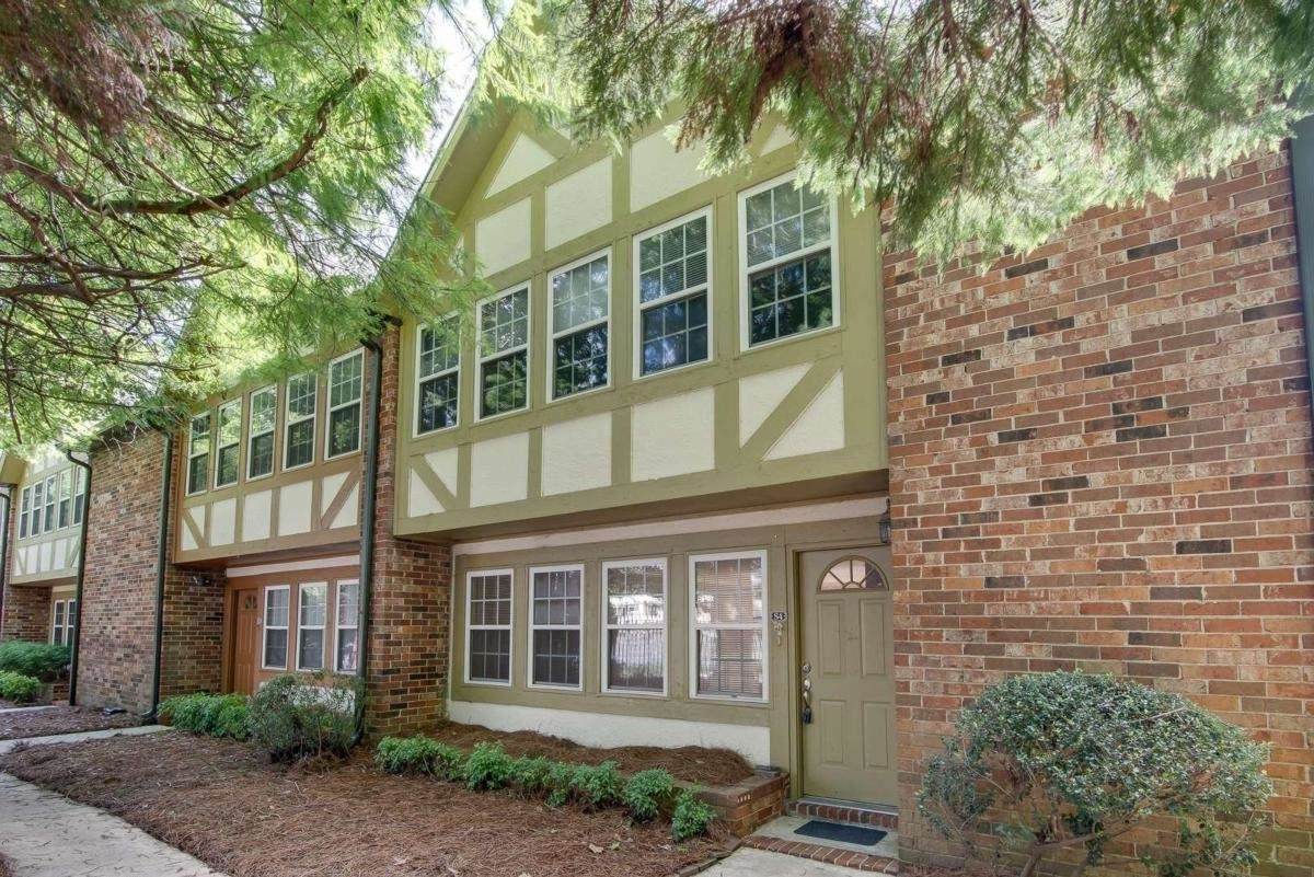 2825 Expressway - Photo 1