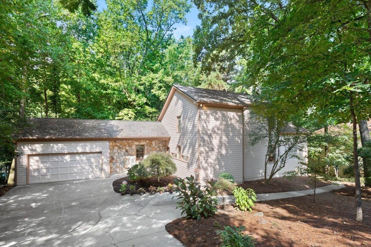 8760 Mount Drive - Photo 1