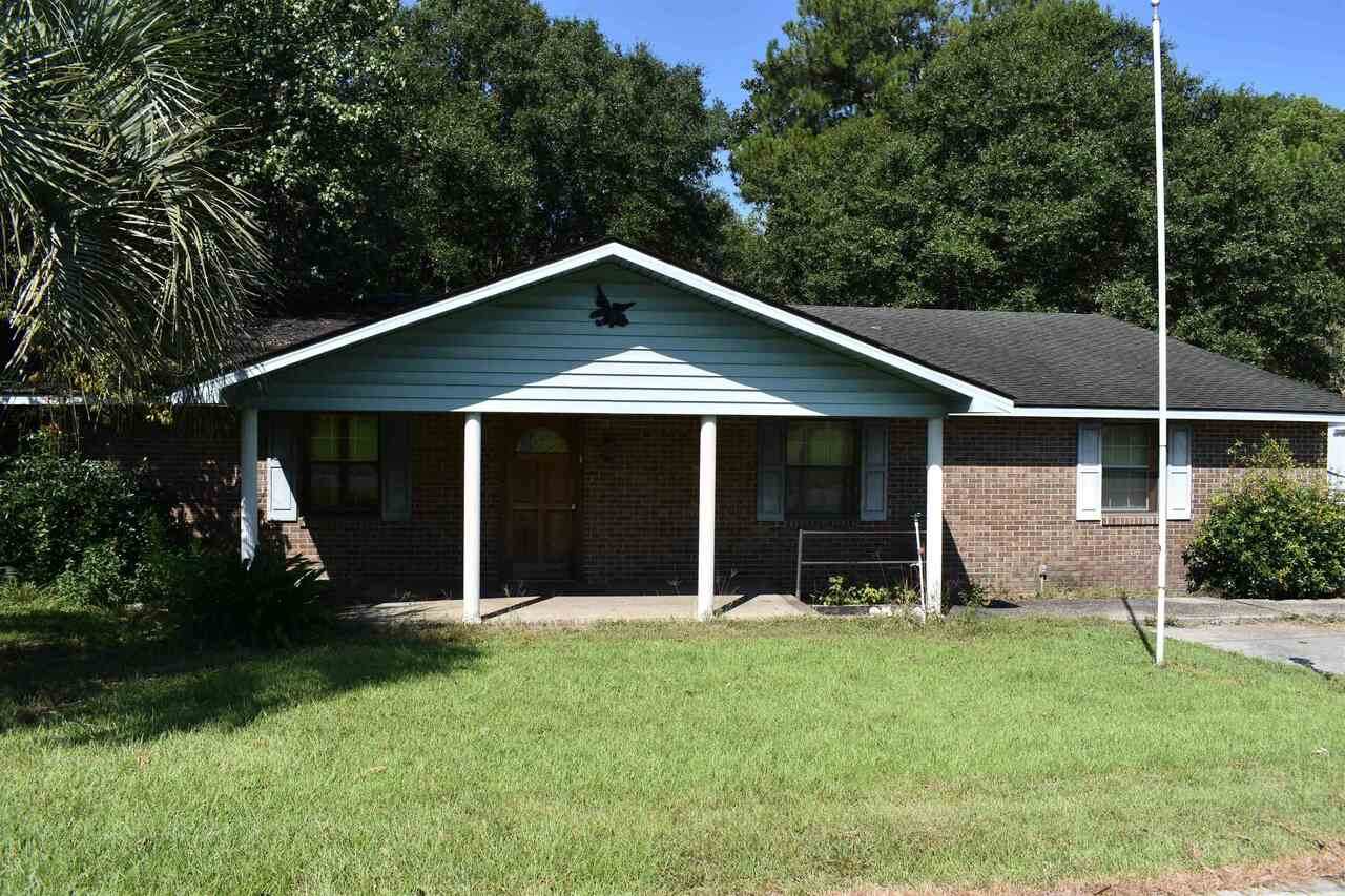402 Perry Street - Photo 1