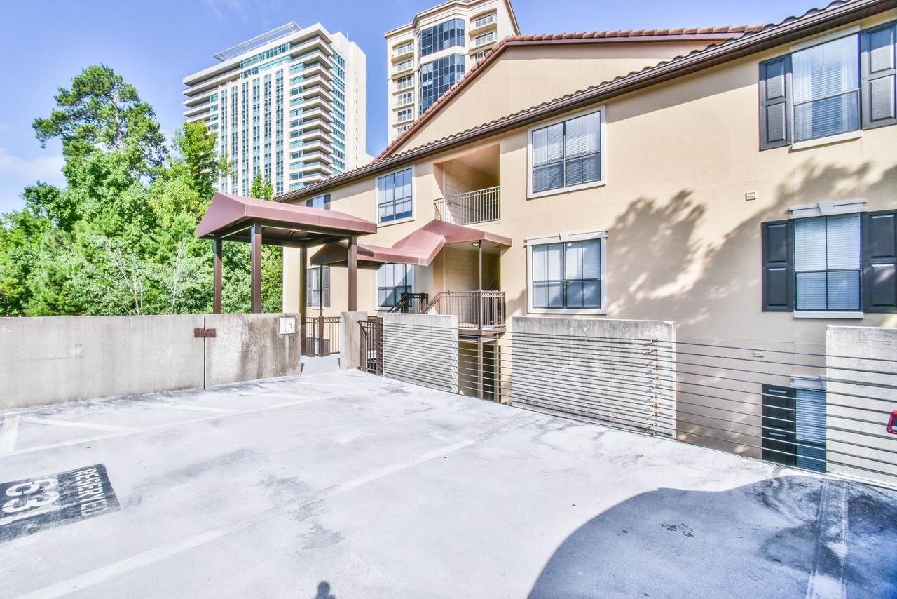 3777 Peachtree Road - Photo 1