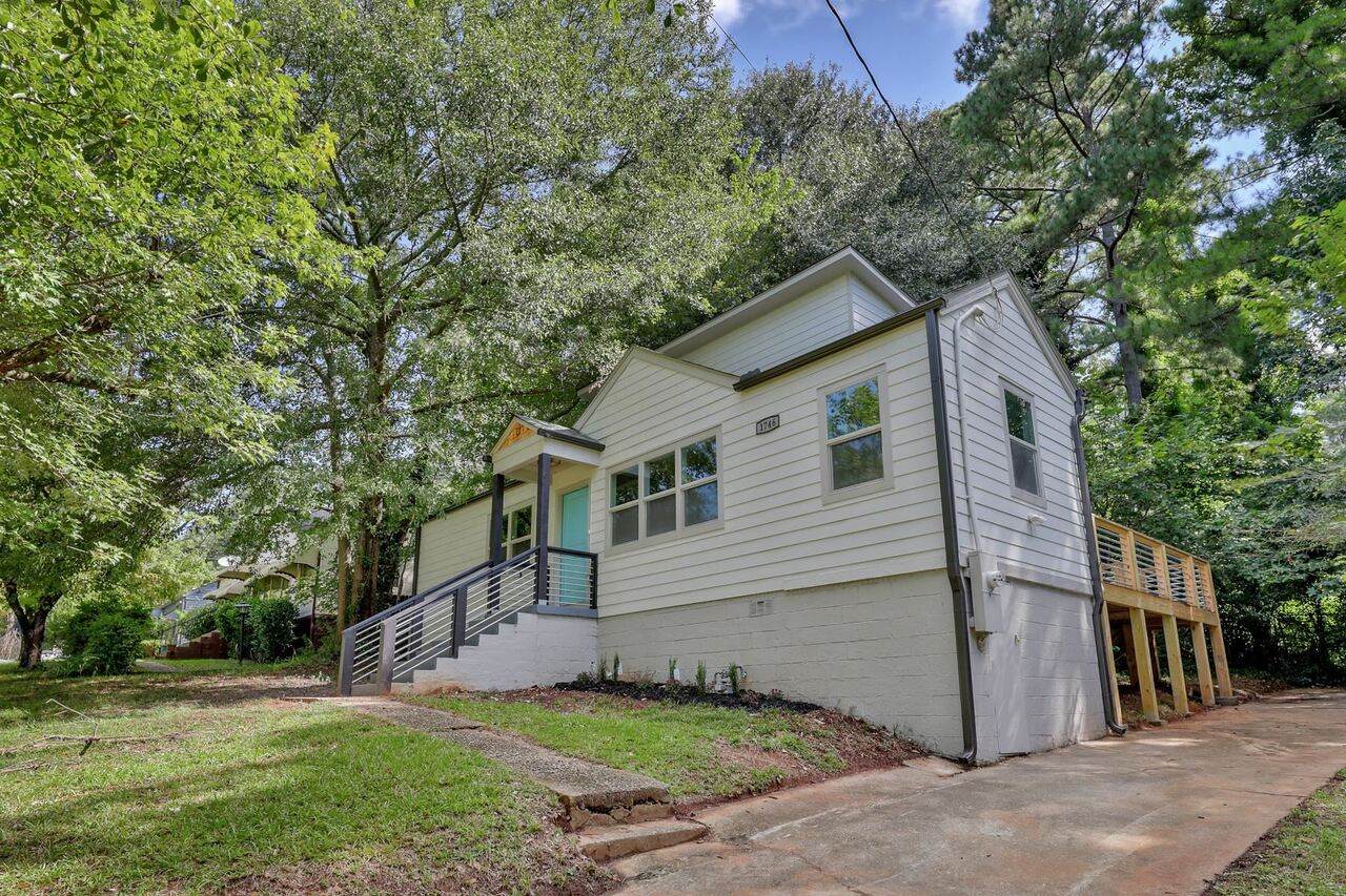 1746 Parkhill Drive - Photo 1