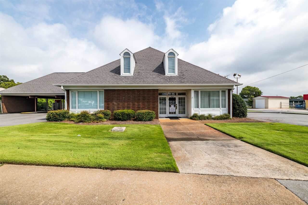 800 Shorter Avenue - Photo 1