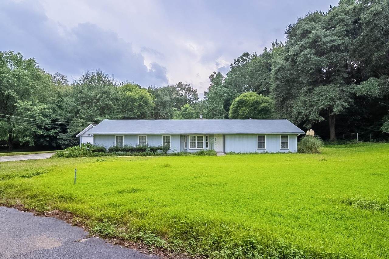 3565 Stapp - Photo 1