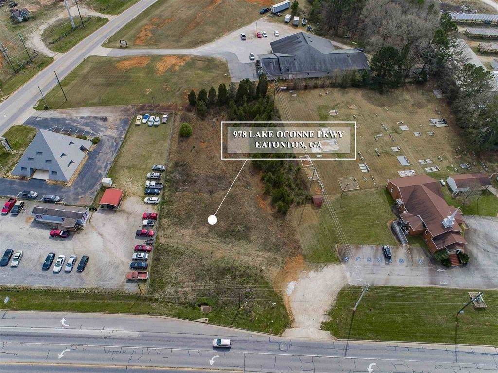 978 Lake Oconee Parkway - Photo 1