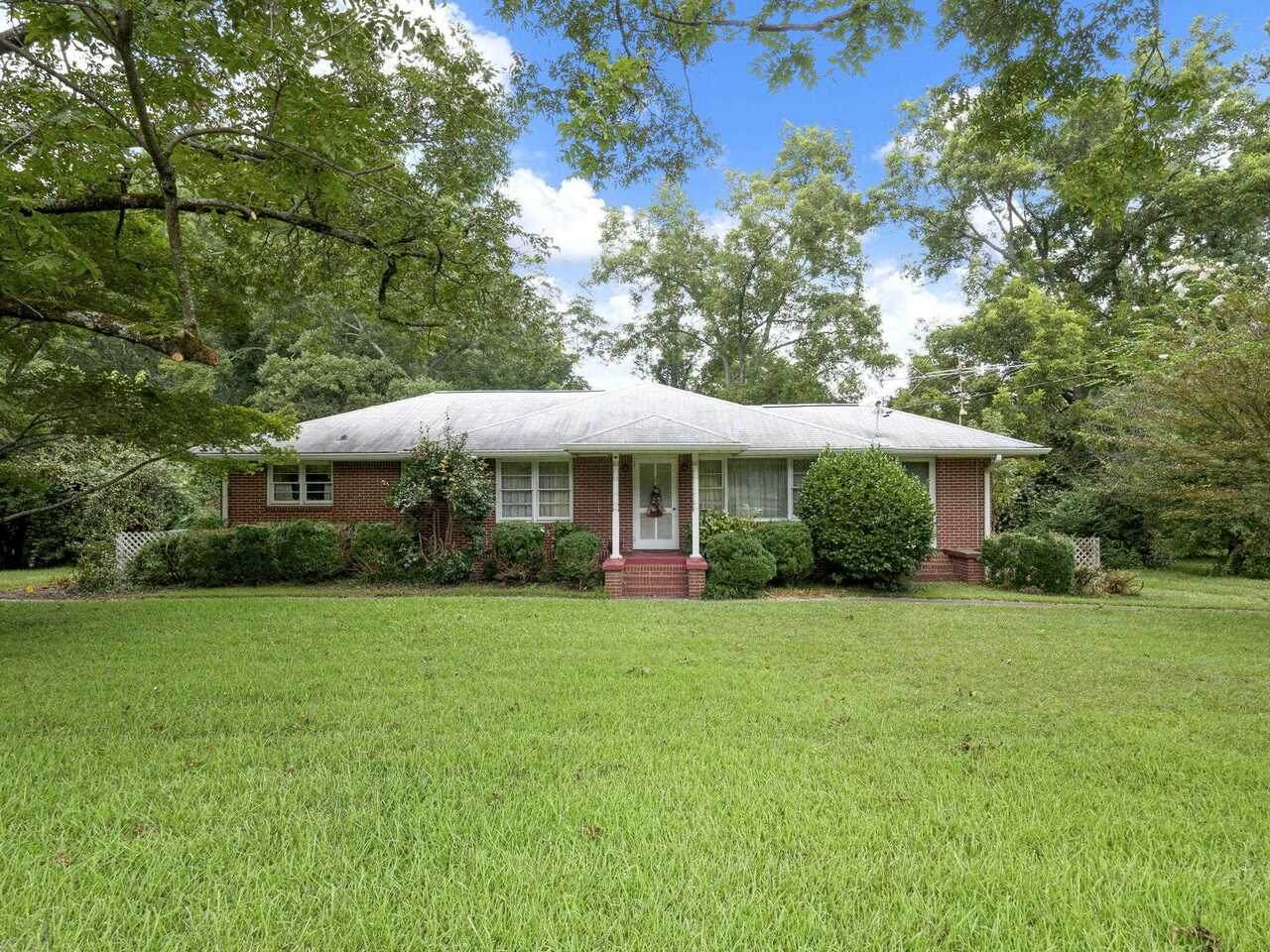607 Grayson Parkway - Photo 1