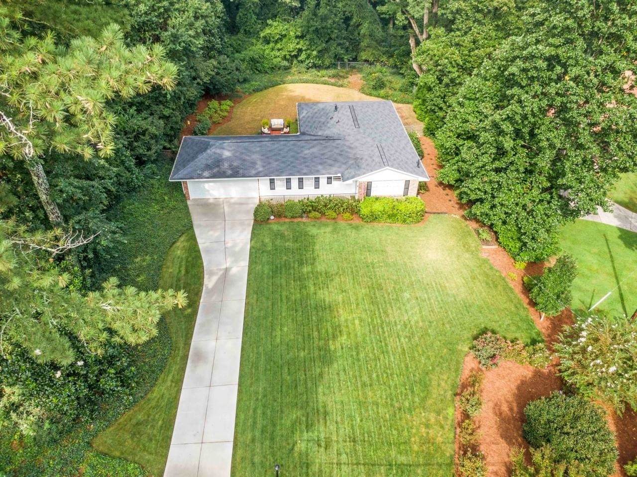 6460 Hampton Drive - Photo 1