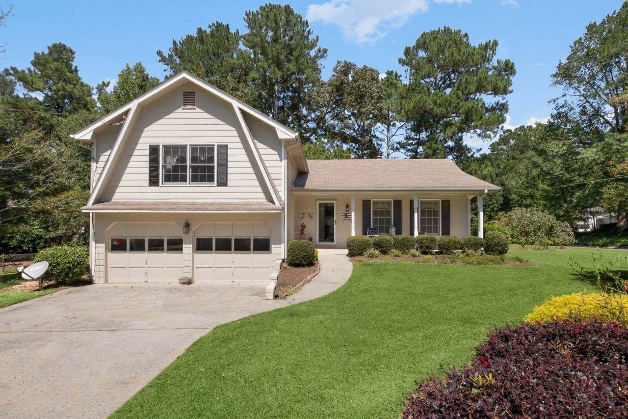 1531 Sprayberry Drive - Photo 1