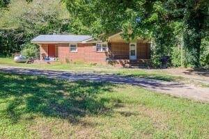 409 Bronco Road - Photo 1