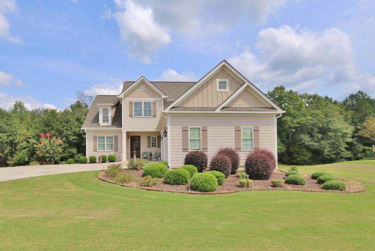 1040 Arbor Lane - Photo 1