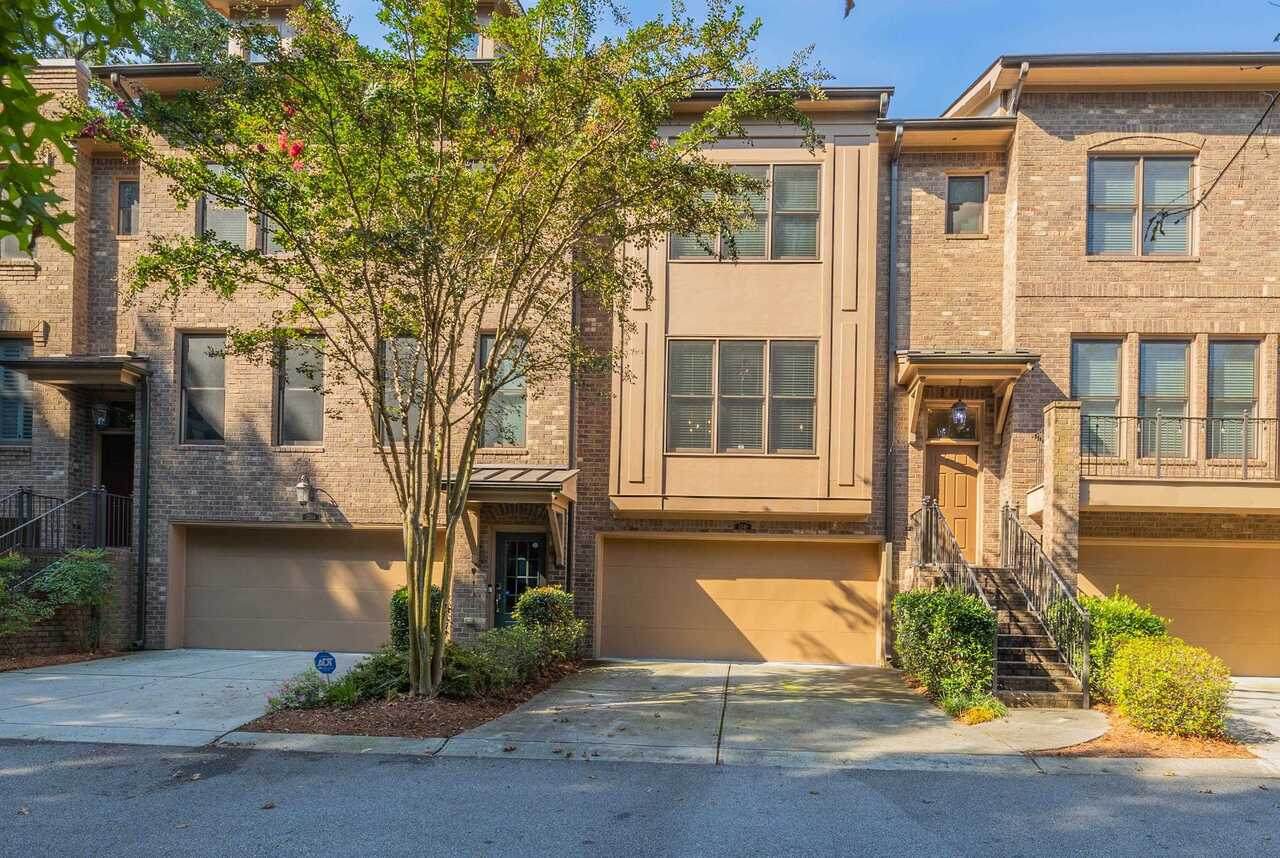 3346 Chestnut Woods - Photo 1