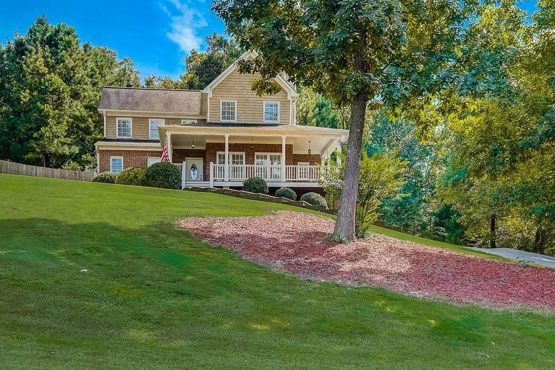 33 Hampton - Photo 1