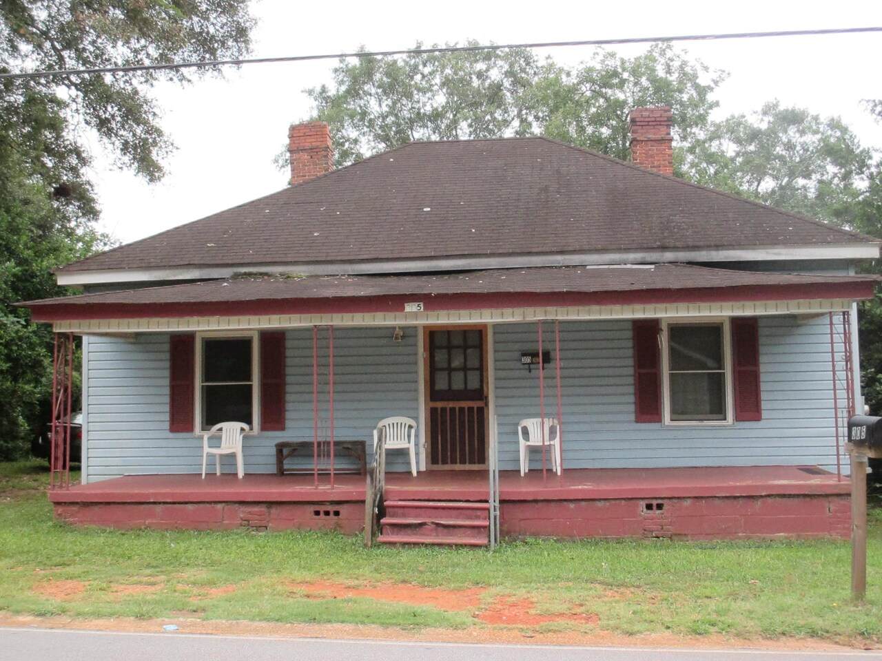 305 West Walker Street - Photo 1