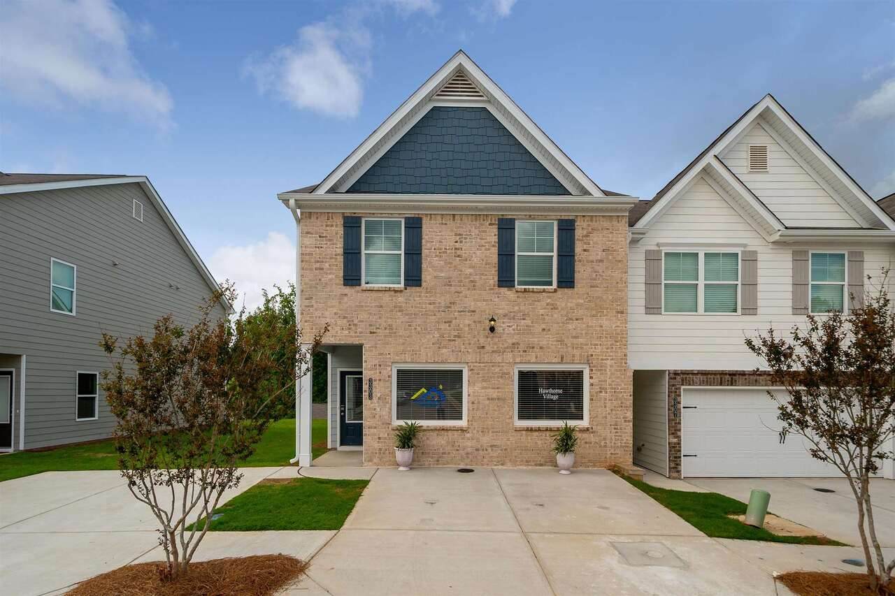7558 Knoll Hollow Road - Photo 1