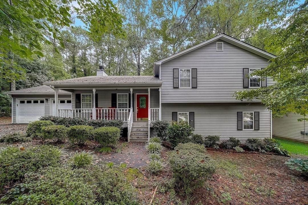 2341 Rockwell - Photo 1