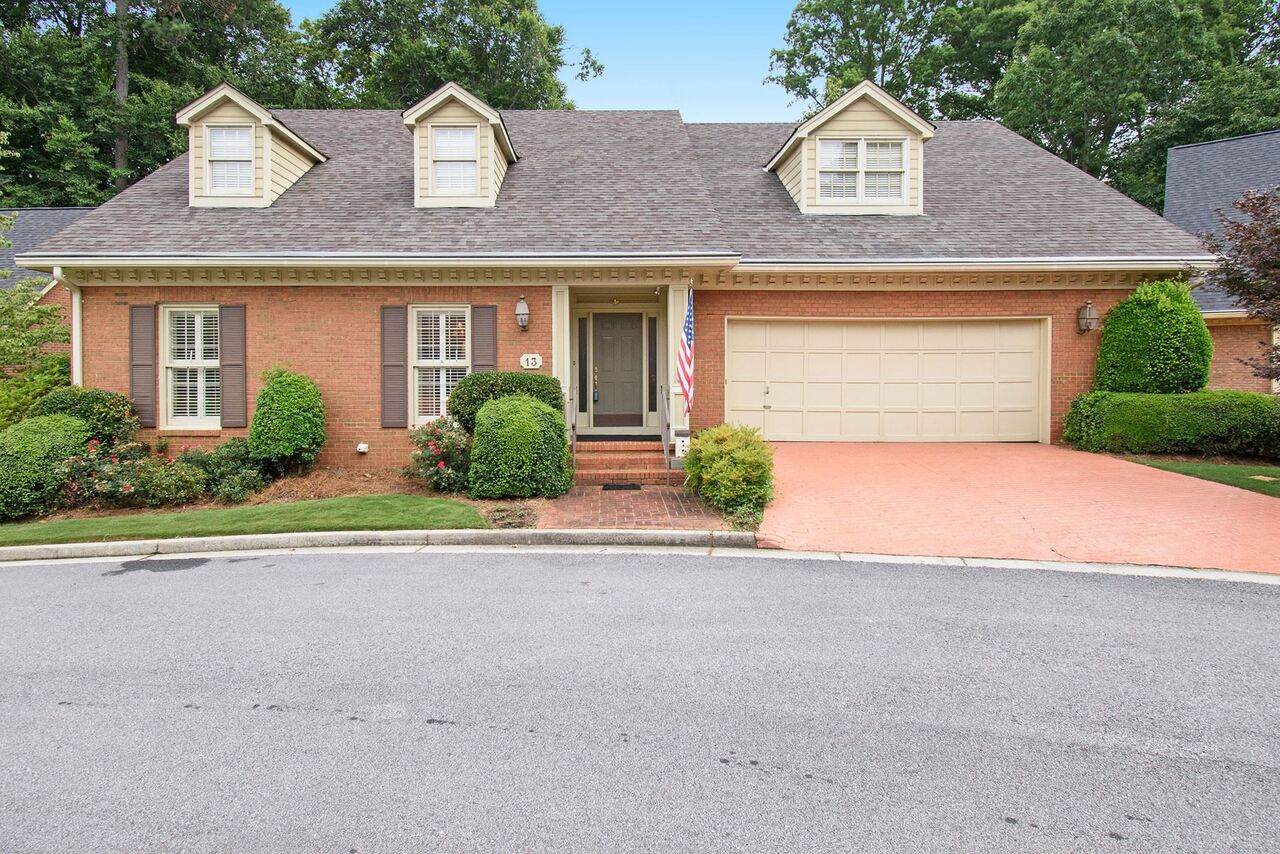 13 Downshire Circle - Photo 1