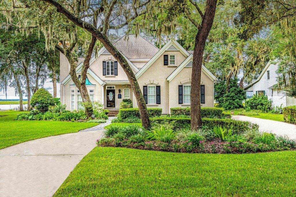 119 River Bend Drive - Photo 1