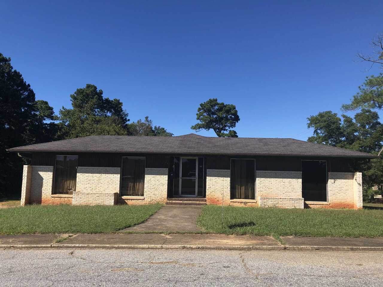 1107 Anne Street - Photo 1