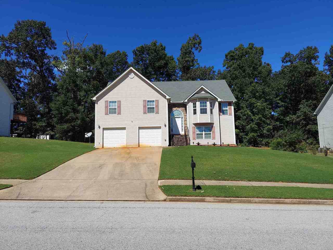 85 Trelawney Drive - Photo 1