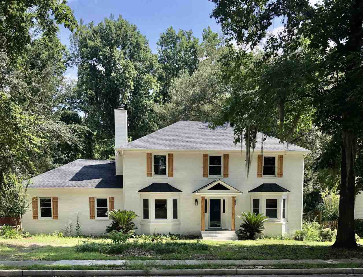910 Williamsburg Drive - Photo 1