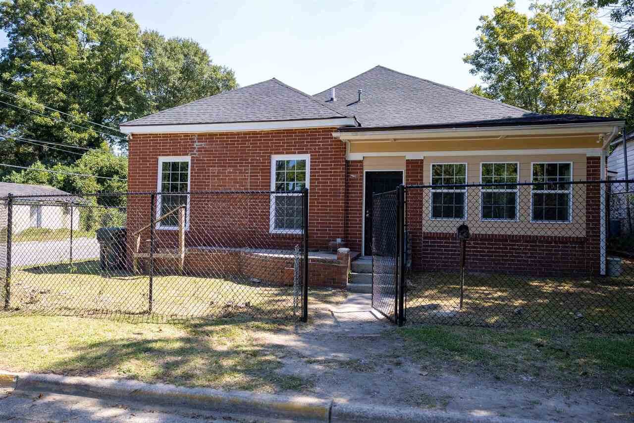 1106 Lawton Drive - Photo 1