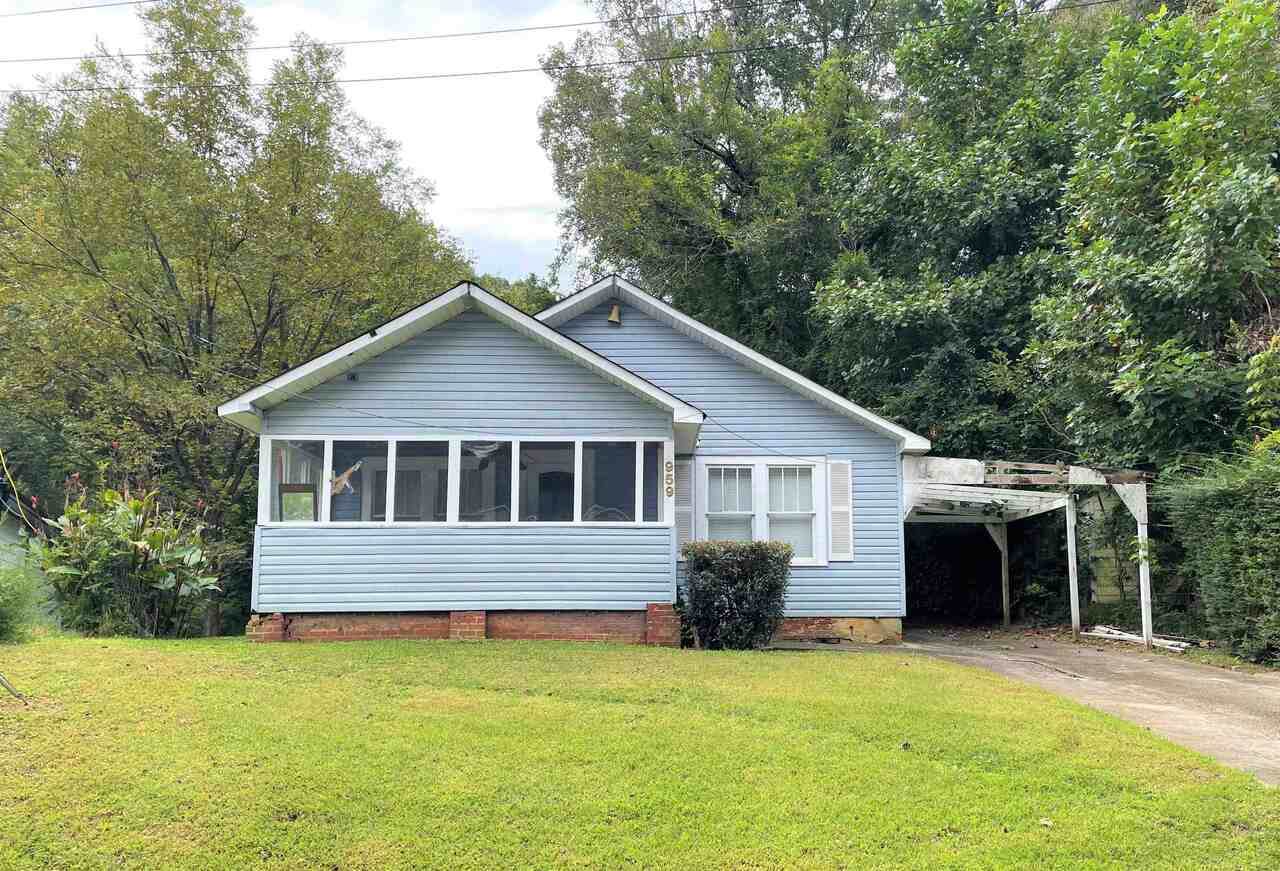 959 Sims Avenue - Photo 1