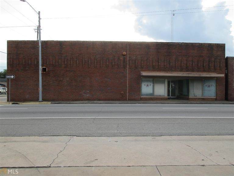 210 Center Street - Photo 1