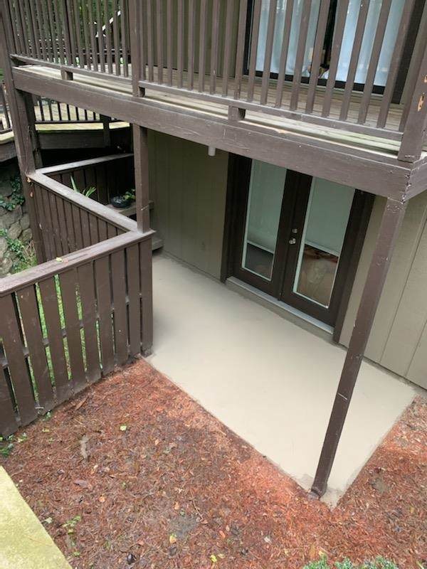102 River Run Drive - Photo 1