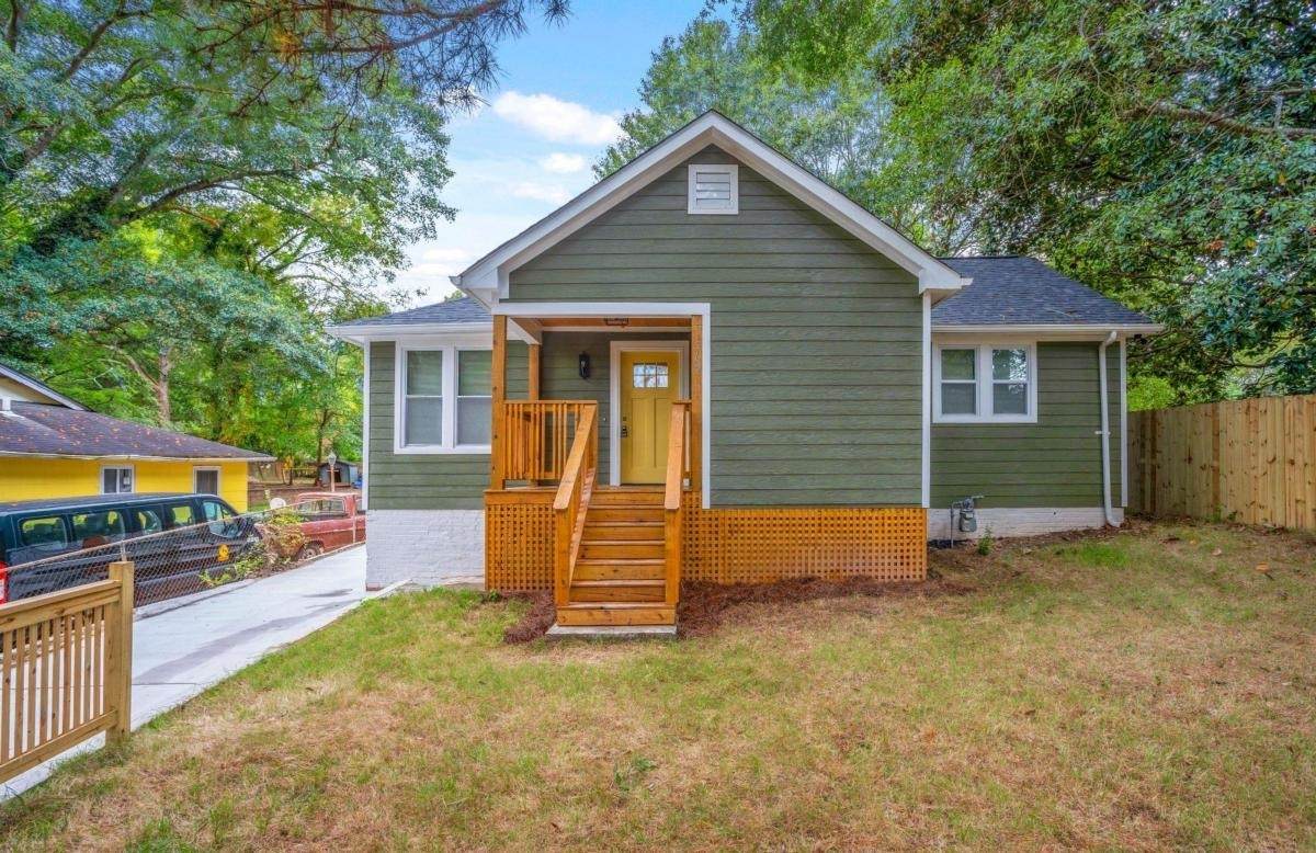 562 Gary Road - Photo 1