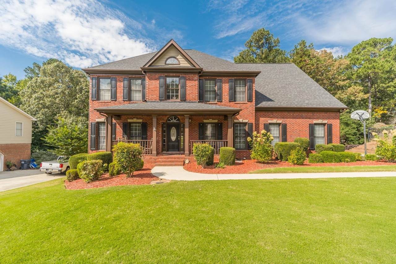 1341 Winborn Circle - Photo 1