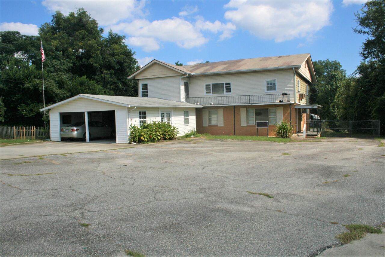 104 Pleasant Hill - Photo 1
