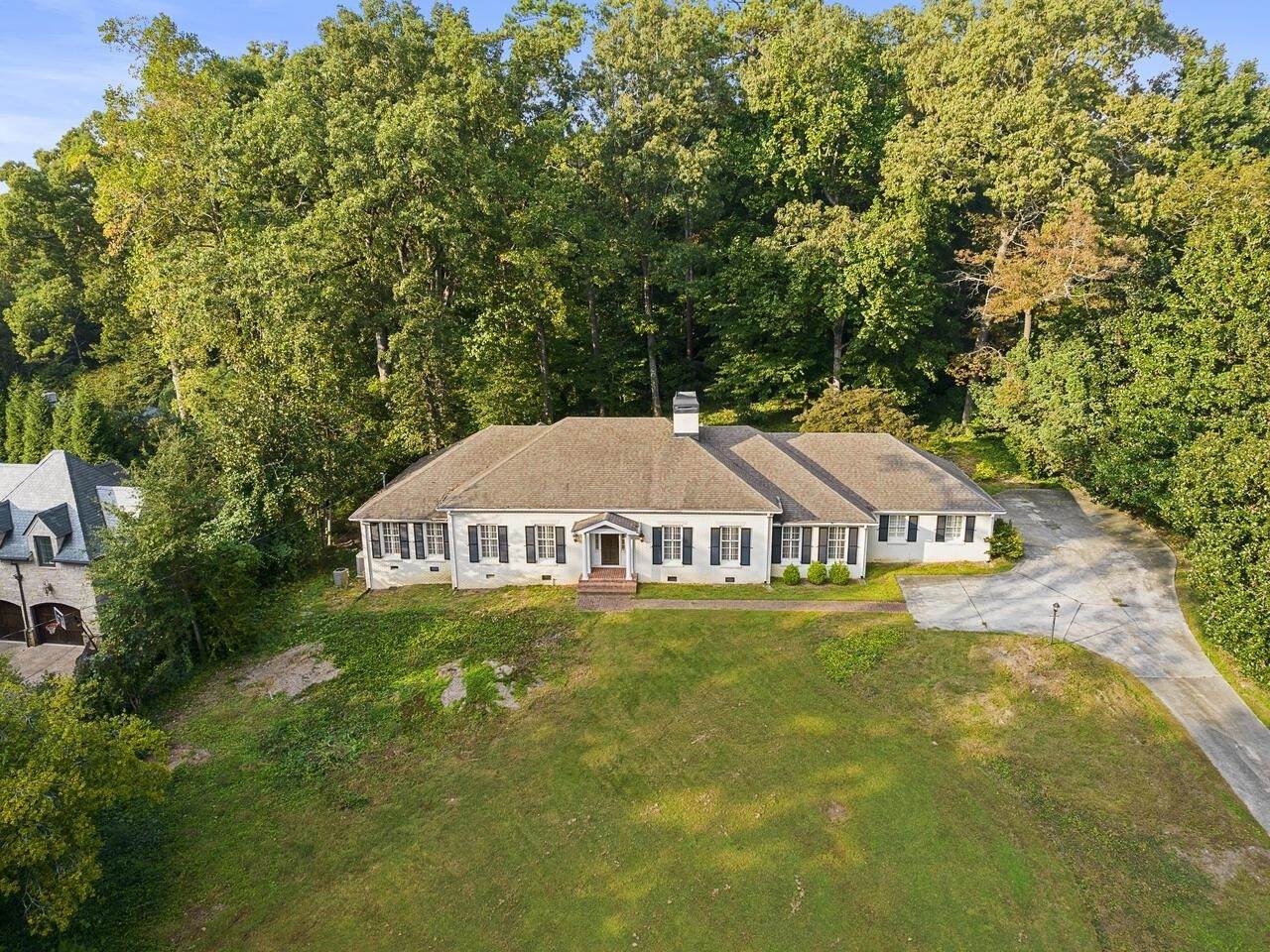 925 Paces Ferry Road - Photo 1