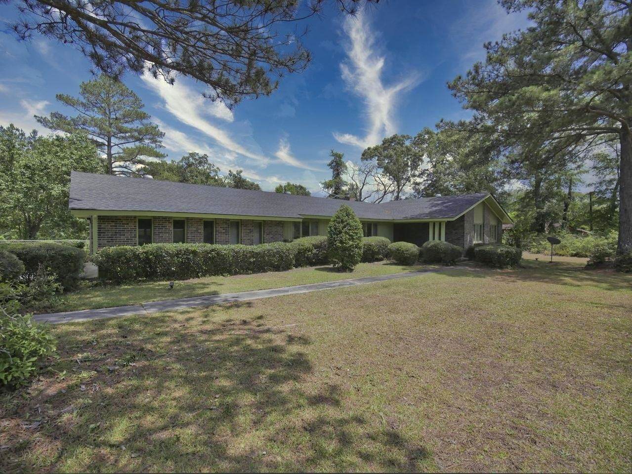 2794 Moncrief Road - Photo 1