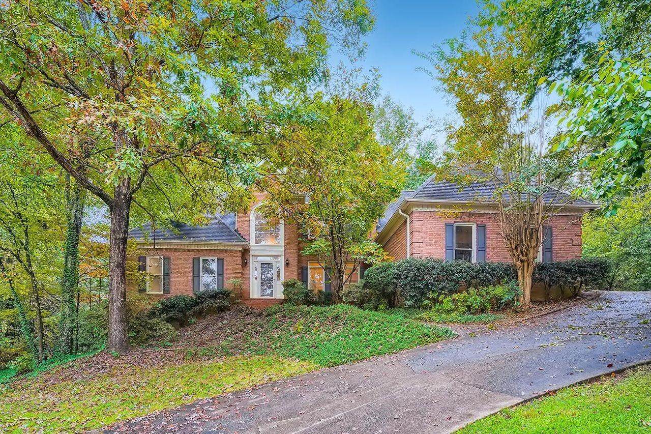 429 Westlake Drive - Photo 1