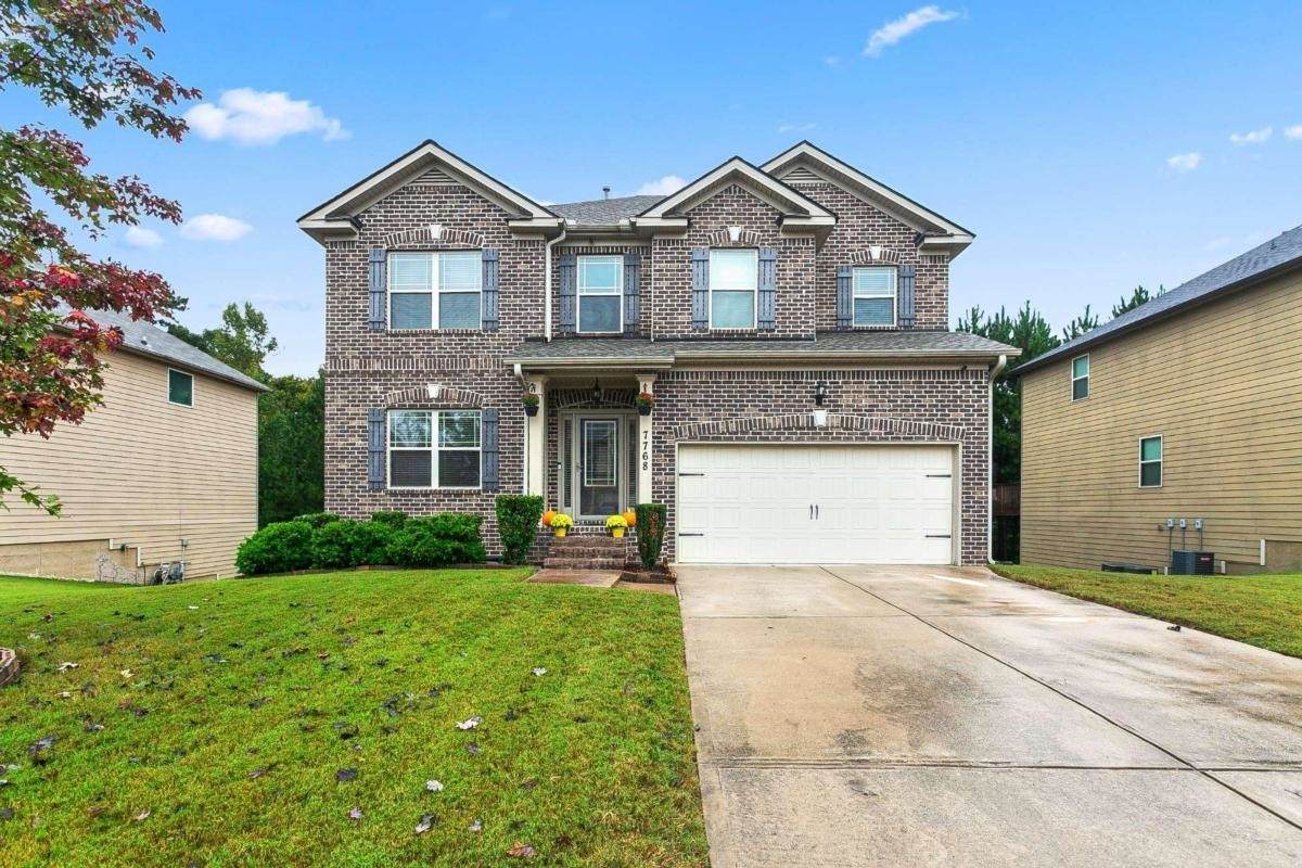 7768 Wrotham Circle - Photo 1