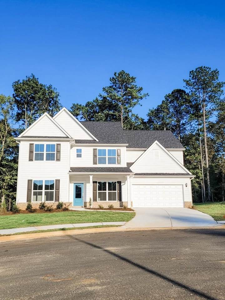 719 Fairway Drive - Photo 1