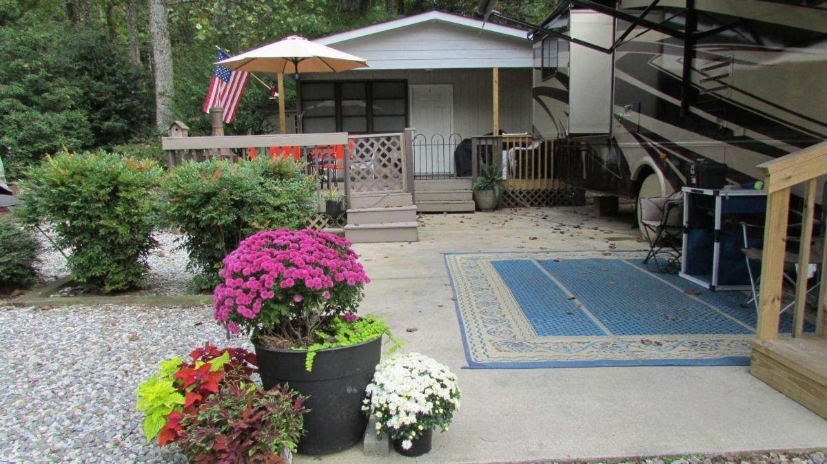 101 Hill Crest Court - Photo 1