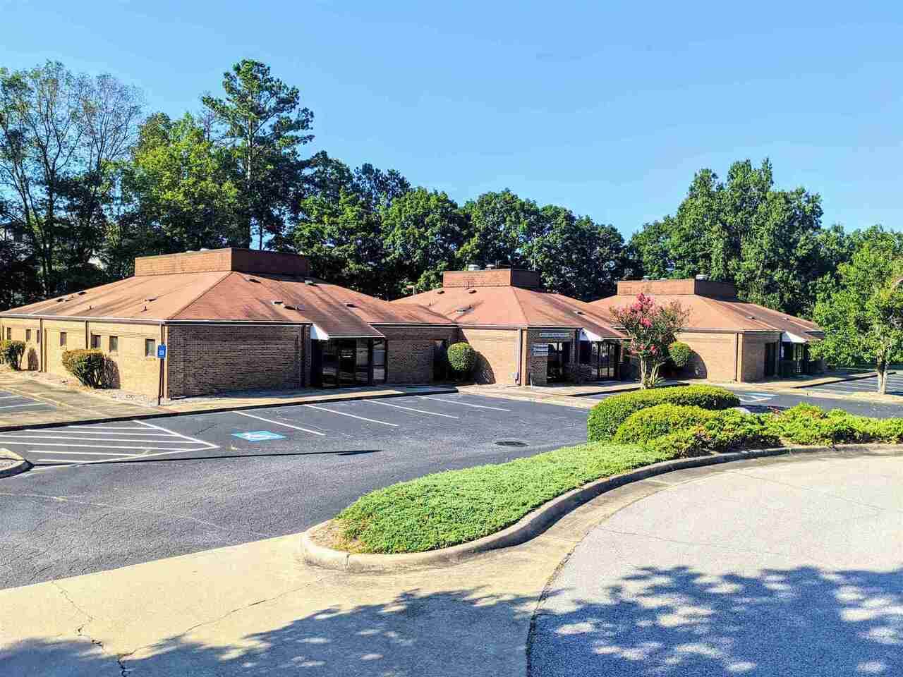 660 Lanier Park Drive - Photo 1