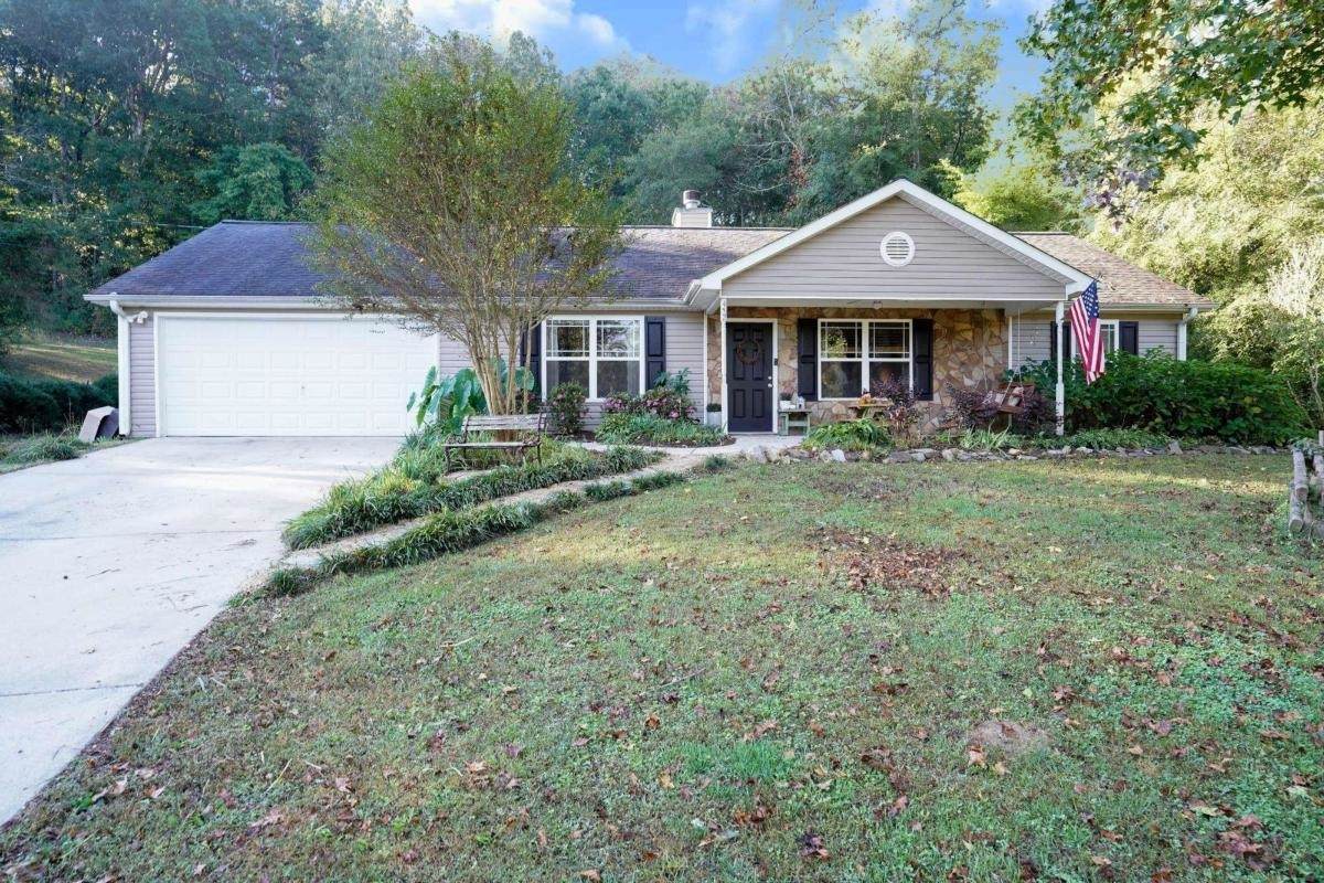 452 Vernon Road - Photo 1