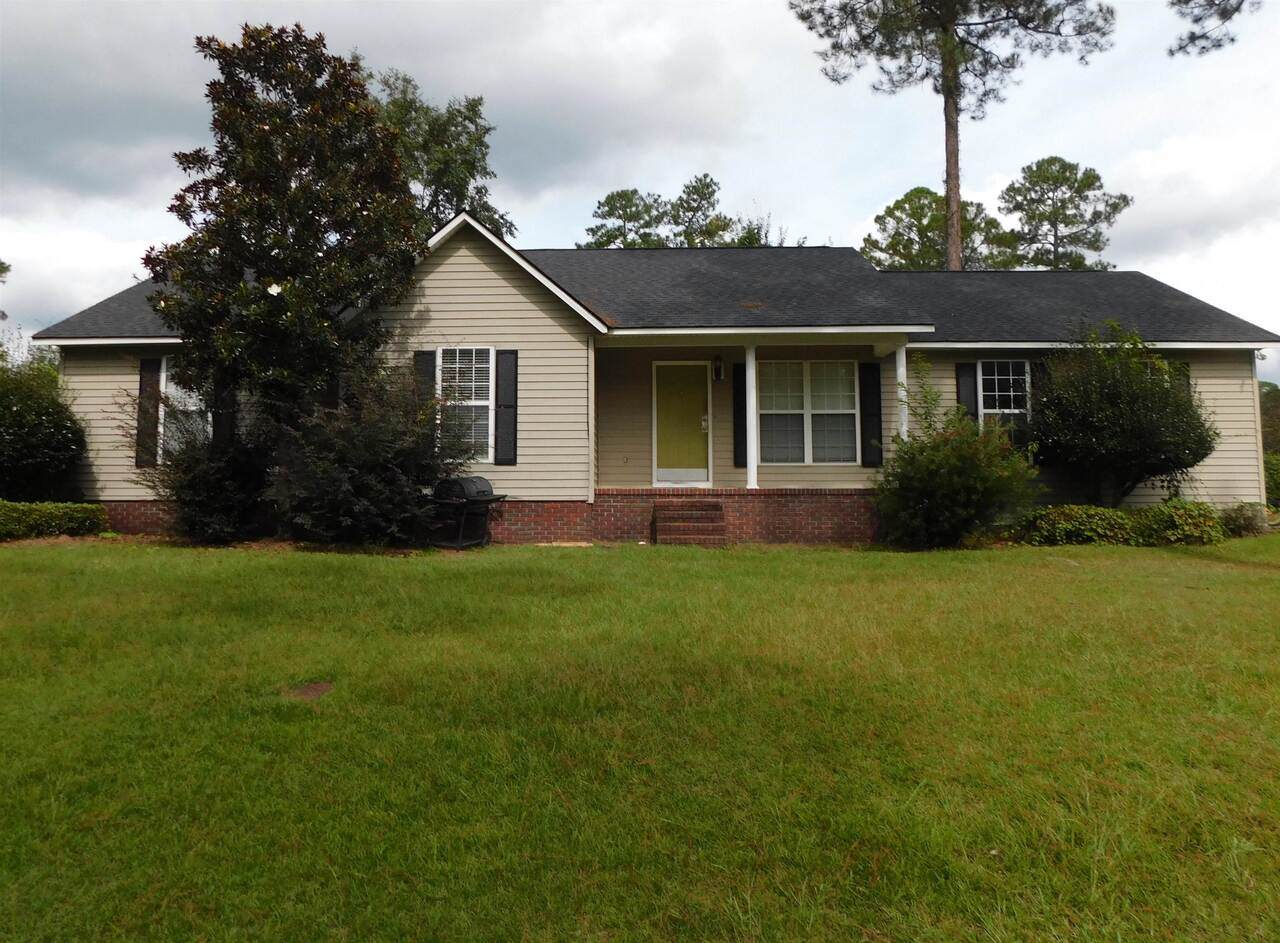 101 Shamrock Circle - Photo 1