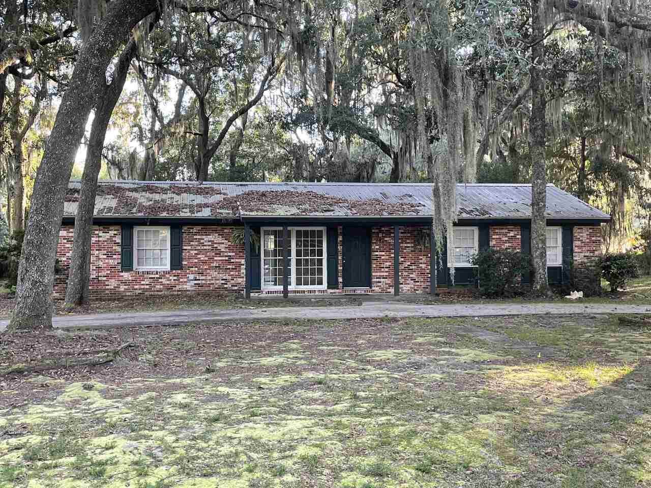 201 Greyfield Drive - Photo 1