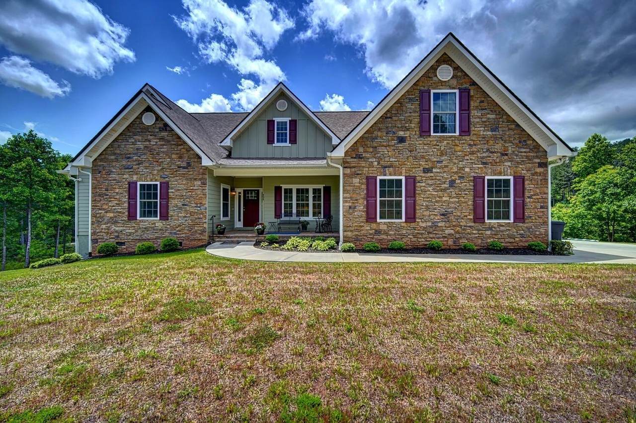 498 Stables Loop - Photo 1