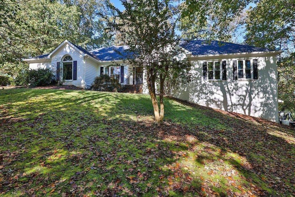 725 Melanie Court - Photo 1