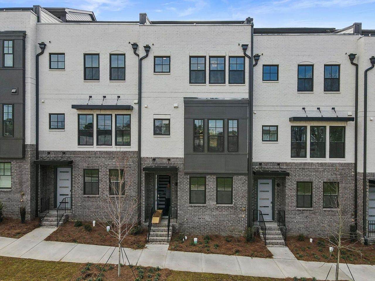 1337 Fairmont Avenue - Photo 1
